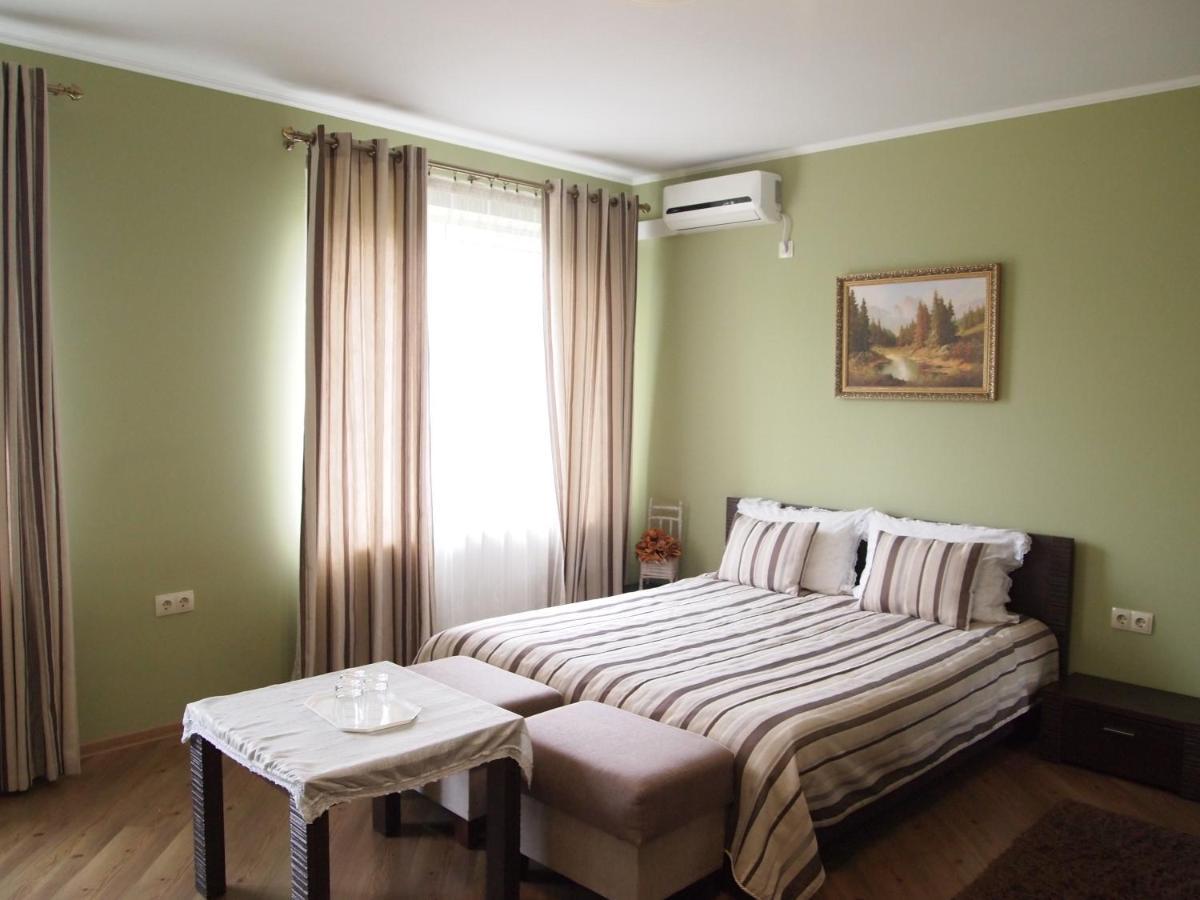 Tulipan Hotel Aquapark Visk Kültér fotó