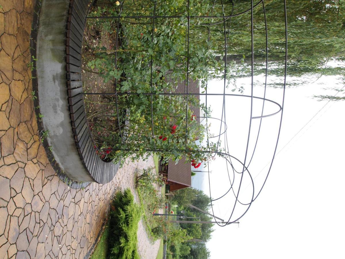 Tulipan Hotel Aquapark Visk Kültér fotó